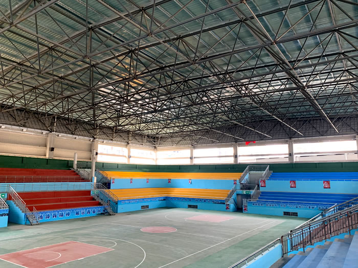 南岸体育馆网架